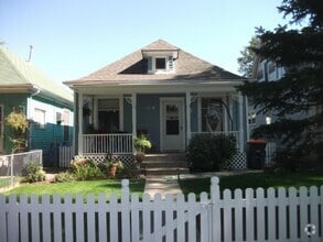 Building Photo - 2220 W Kiowa St