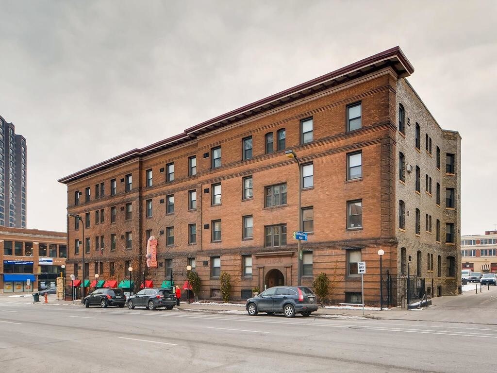 Primary Photo - 11 S 12th St