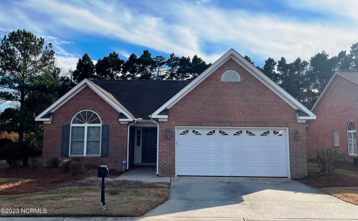 Primary Photo - 706 Shamrock Way