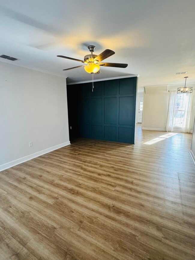 Building Photo - 2701 27th St