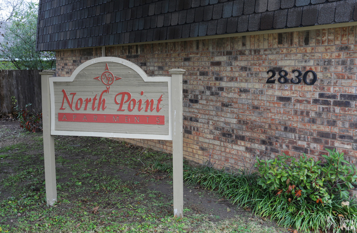 North Point Apartaments - North Point Apartments