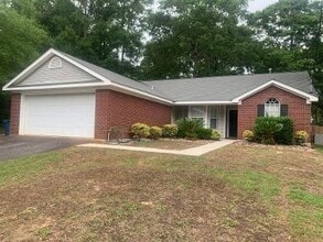 Building Photo - 13200 Hackberry Dr