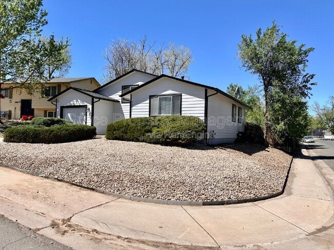 Photo - 2241 Dawson Cir House