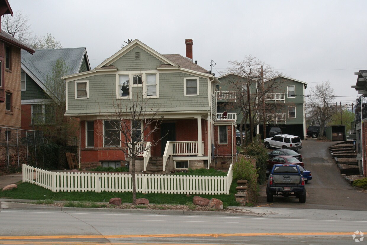 Building Photo - 1511 Broadway St