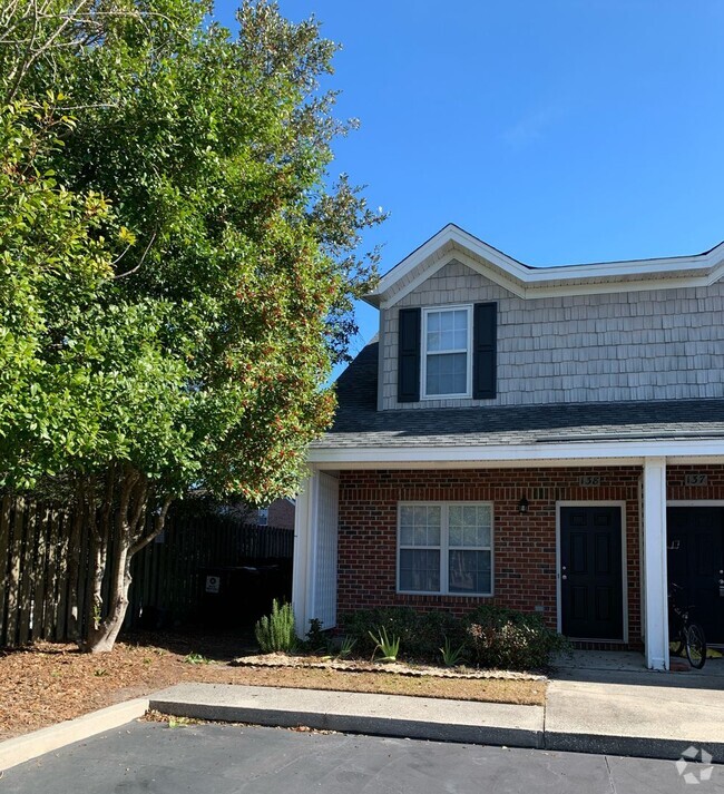 Building Photo - 4501 Prior Dr