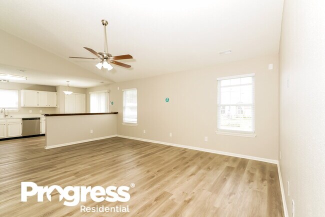 Building Photo - 8246 Crosser Dr