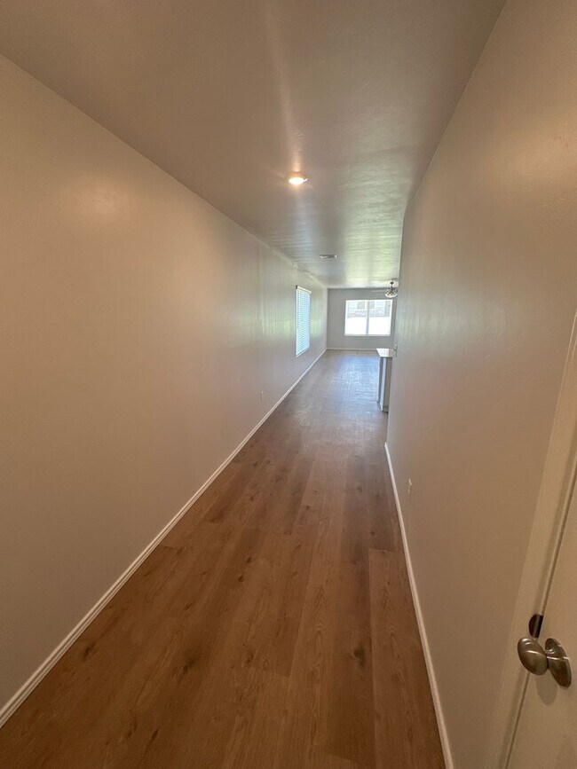 Foto del edificio - BRAND NEW Three Bedroom | Two Bathroom in ...