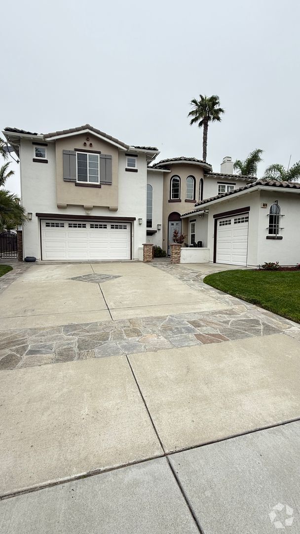 Building Photo - 6878 Mimosa Dr