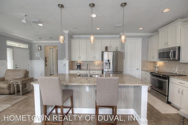 Building Photo - 3 br, 2.5 bath House - 14421 Garden Gate Dr