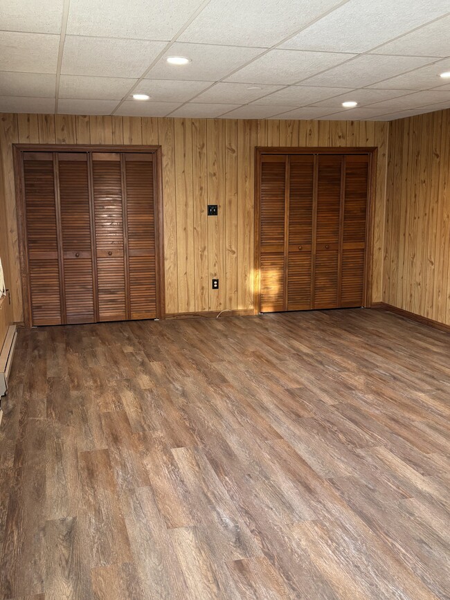 Building Photo - 8411 Shannon Rd