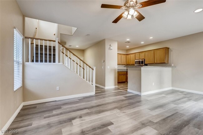Foto del edificio - 6249 Blushing Willow St