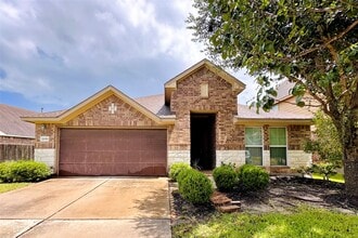 Building Photo - 26950 Churchill Gate Ln