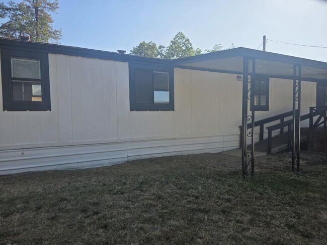 Building Photo - 7591 Monument Dr