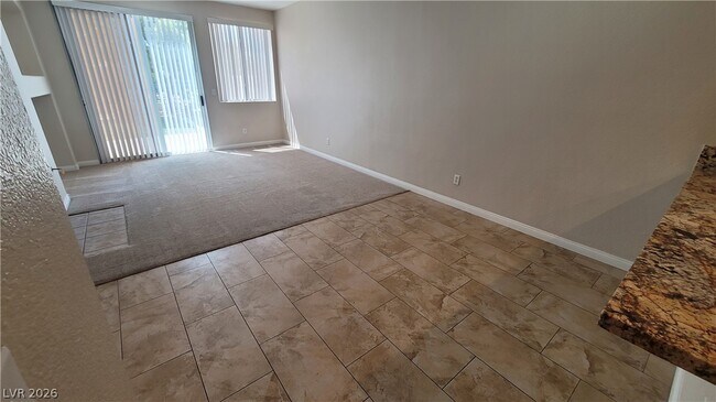 Foto del edificio - 1109 Scenic Crest Dr