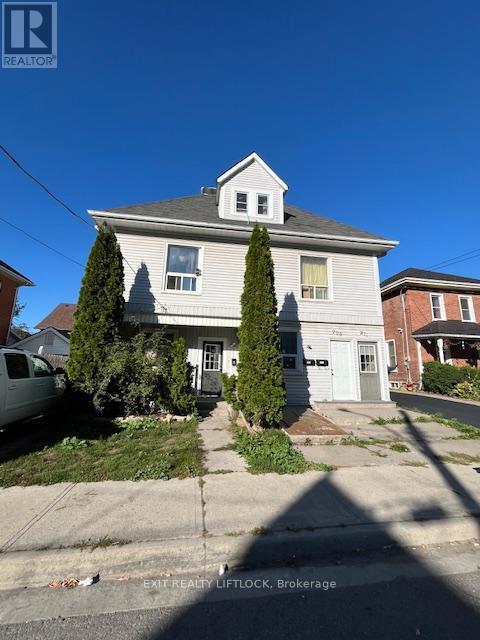Building Photo - 207 Stewart St