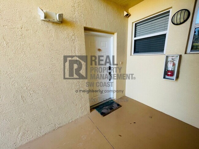 Foto del edificio - 15449 Bellamar Cir