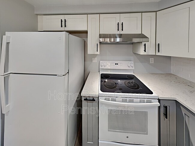 Foto del edificio - 123 Greenbriar Dr