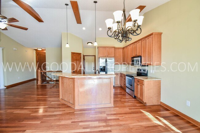 Building Photo - Beautiful 4 Bedroom in Waukee