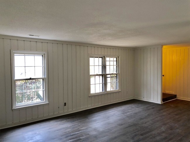Building Photo - 11016 Blue Heron Dr