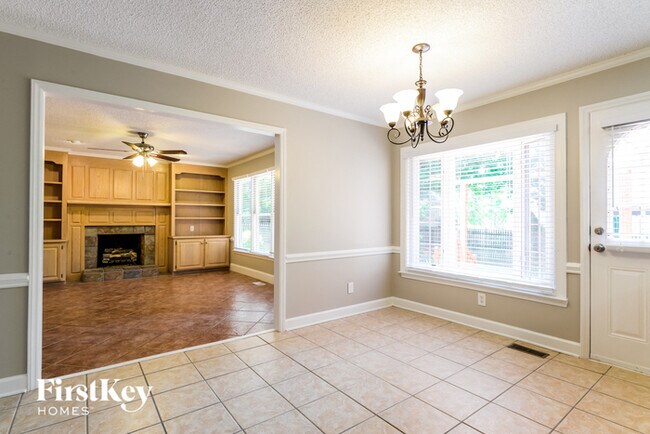 Foto del edificio - 1558 Plantation Trail