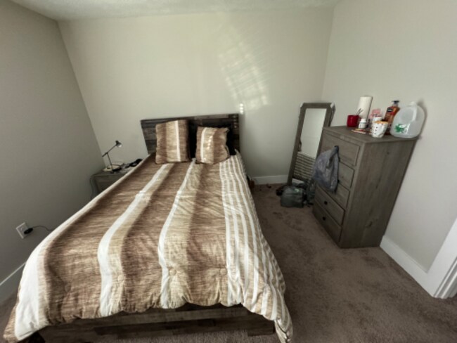 Foto del edificio - 320 Barrow Ln