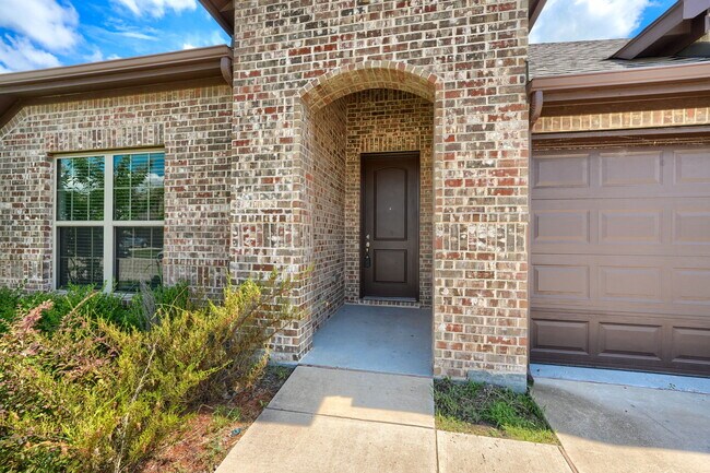 Foto del edificio - 580 Bradley Dr