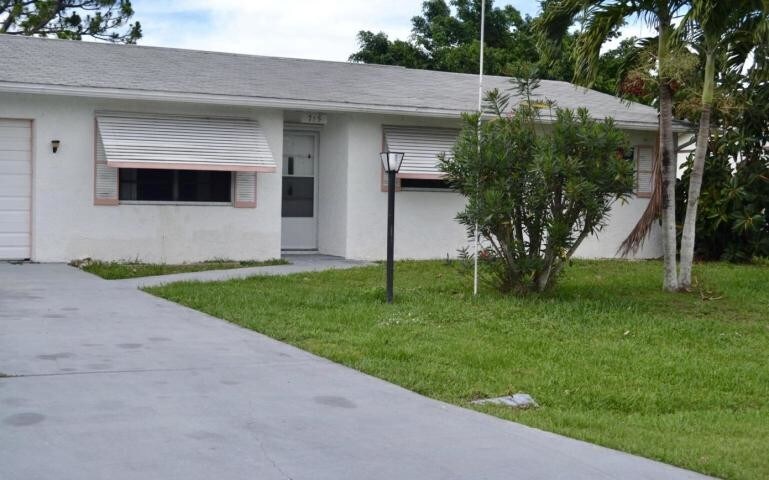 Primary Photo - 715 SW Duval Ave