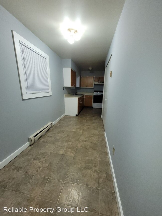 Building Photo - 2 br, 1 bath House - 115 South F Street