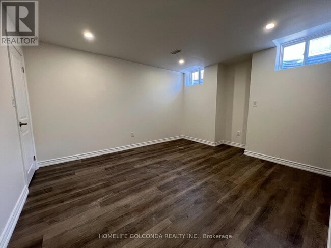 Building Photo - 20 Amaretto Ct