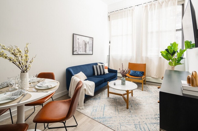 Building Photo - 46 Nassau St