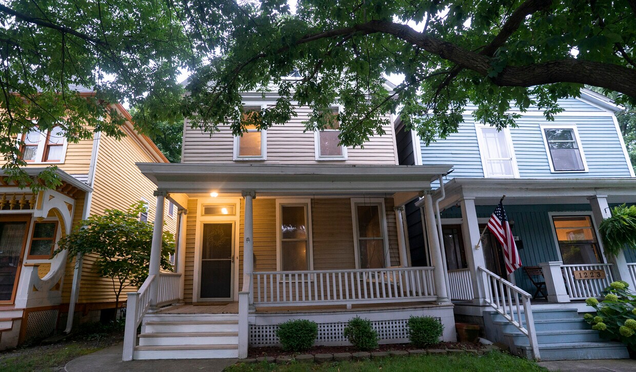 Foto principal - 1219 W Washington Blvd
