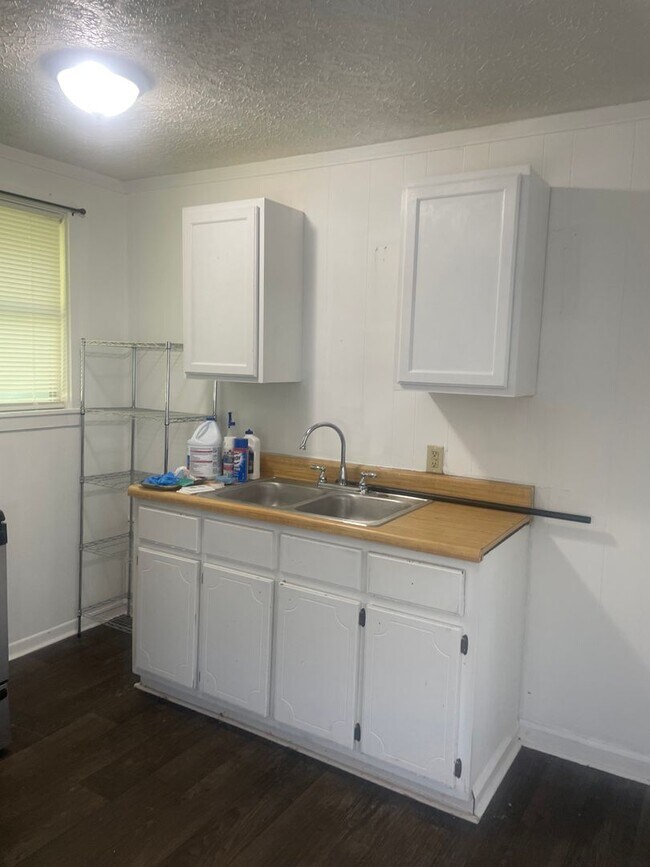 Foto del edificio - Oak Ridge 37830 - Newly Updated 2 bedroom,...