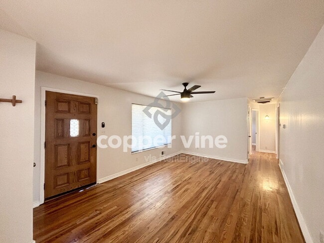 Building Photo - 6628 Eaton St