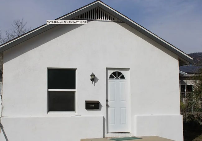 Building Photo - 1511 Atchison St