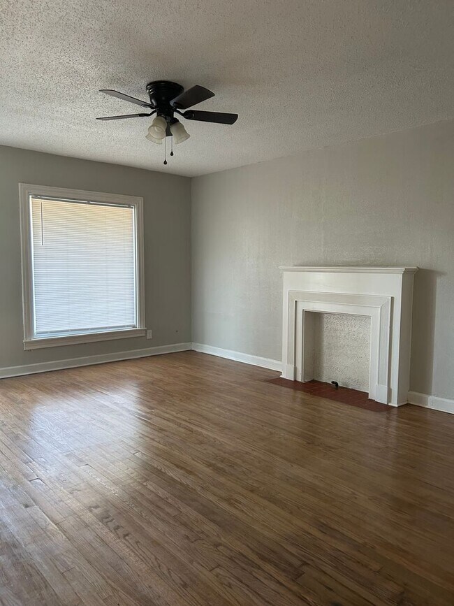 Foto del edificio - Adorable Remodeled Bivins Home