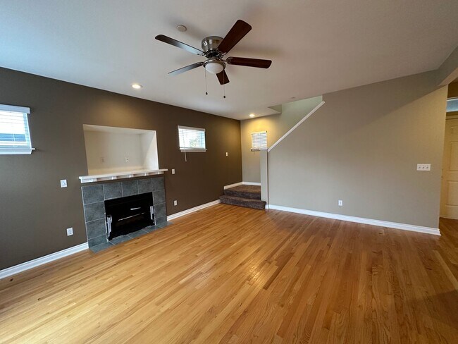Foto del edificio - 2061 Palisade Blvd