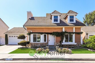 Building Photo - 28022 Thompson