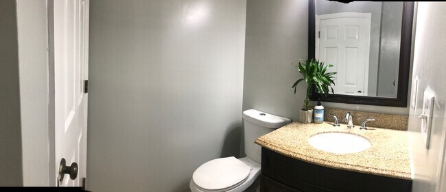 Main level half-bath - 2967 Lexington Trace Dr SE