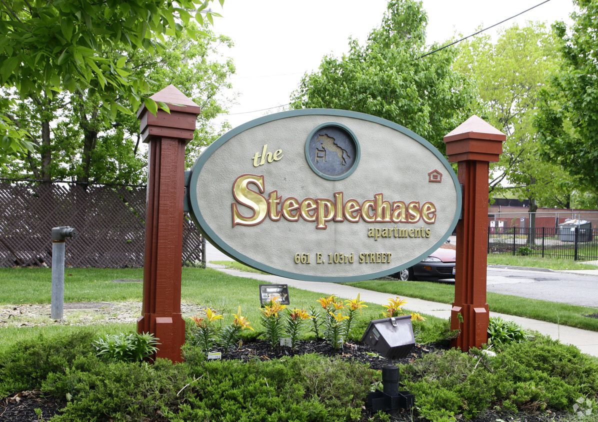 Building Photo - Steeplechase