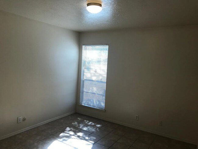 Foto del edificio - 1 bed/1 bath condo at Carlisle and Montgomery