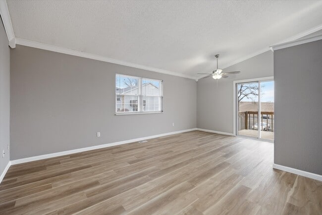 Building Photo - 2636 Villa Park Dr