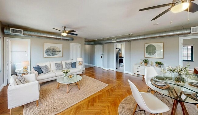 2 Bedroom 1062sqft - Hyde Park Terrace