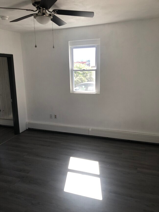 Foto del edificio - 34-1 Elbow St