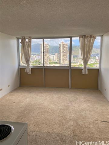 Building Photo - 2211 Ala Wai Blvd