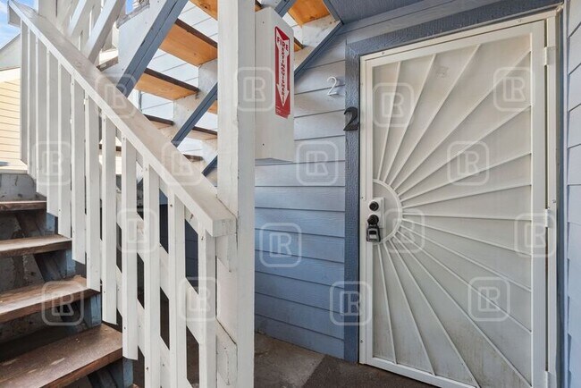 Foto del edificio - 2914 N Hogan St