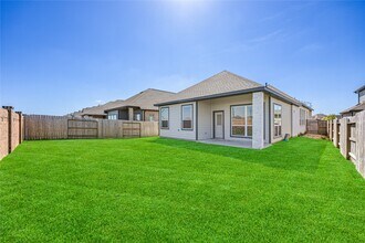 Building Photo - 21130 Garden Palm Dr