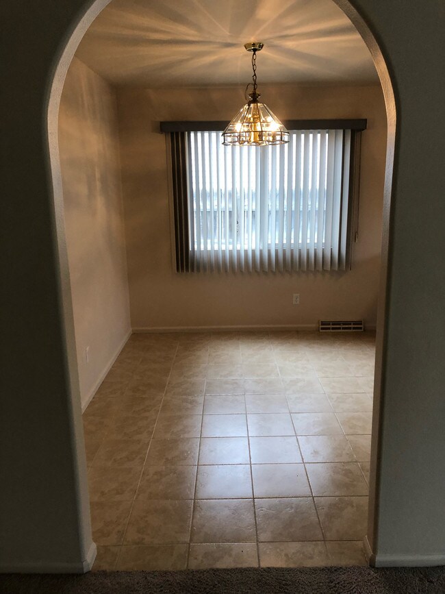 Foto del edificio - 243 N 48th Ave Ct