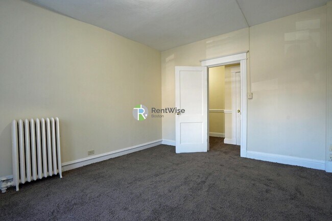 Foto del edificio - 68 Woodstock Ave