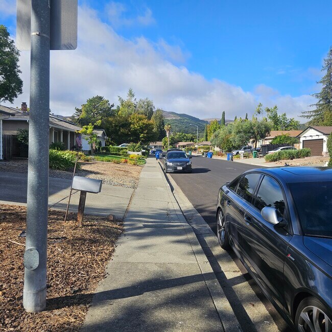 Foto del edificio - 2838 Saint Denis Dr