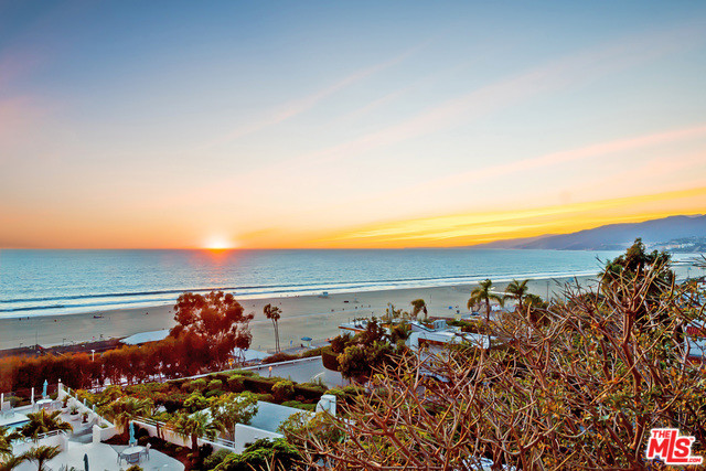 Primary Photo - 101 Ocean Ave